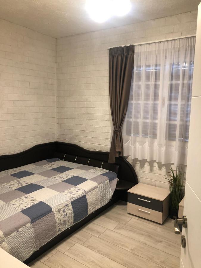 Guest House Costa 2 Karianí Dış mekan fotoğraf